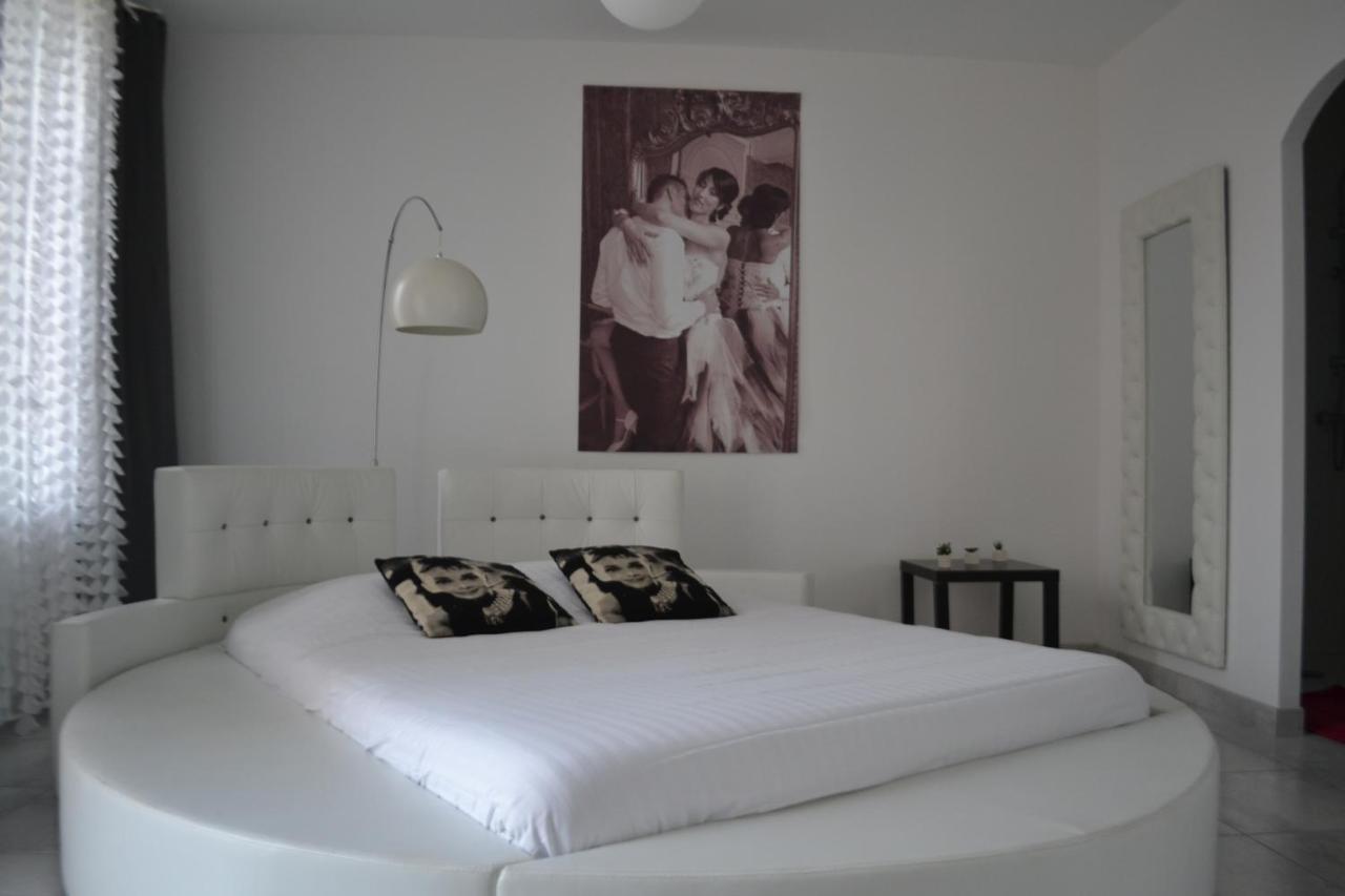Le Domaine Du Chene Vert ชาโต-กงติเยร์ ภายนอก รูปภาพ